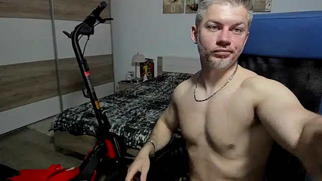 RobbyShawz online show from May 5, 7:32 am