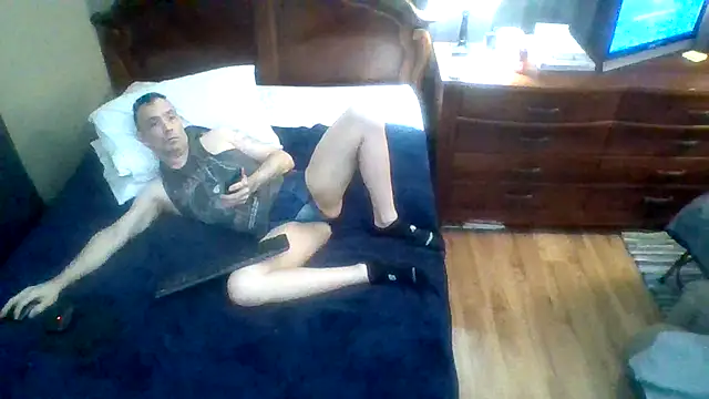 JoJoMonroe84 online show from May 12, 4:10 am