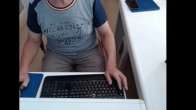 dutchpornking online show from July 28, 1:43 pm