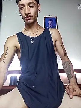 iamxandertv online show from May 24, 4:24 pm