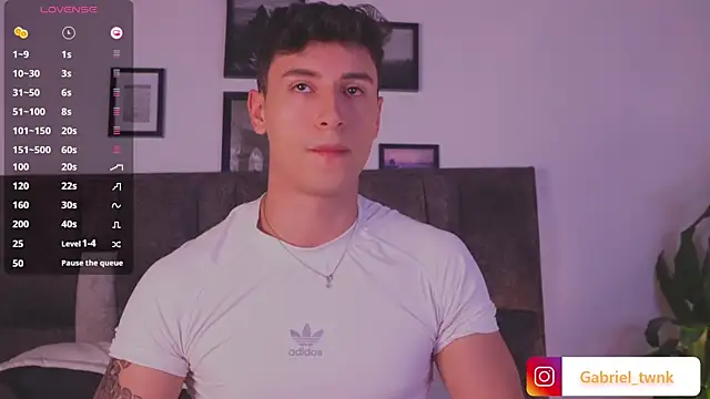 I Gabriel online show from June 17, 4:58 am