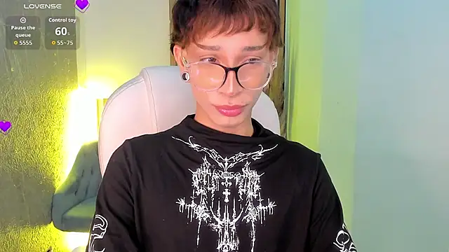 AndyWiilliams online show from July 17, 9:43 pm