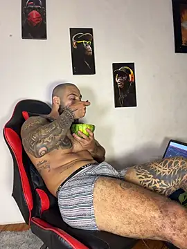 leonidas 18k online show from July 28, 9:58 pm