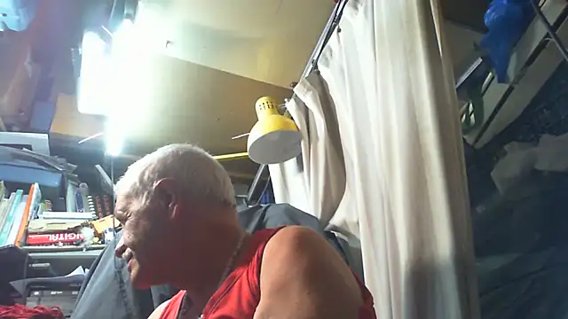 nonnomaturobisex online show from July 23, 5:10 pm