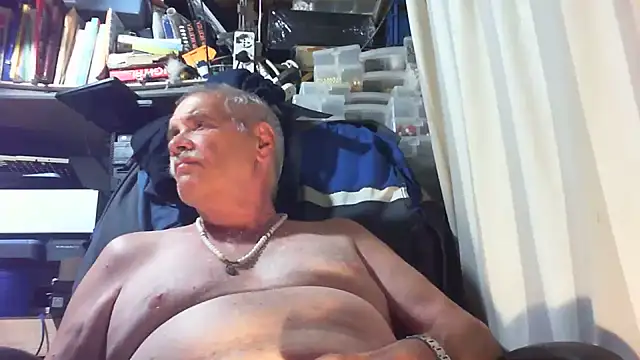 nonnomaturobisex online show from August 1, 3:44 pm