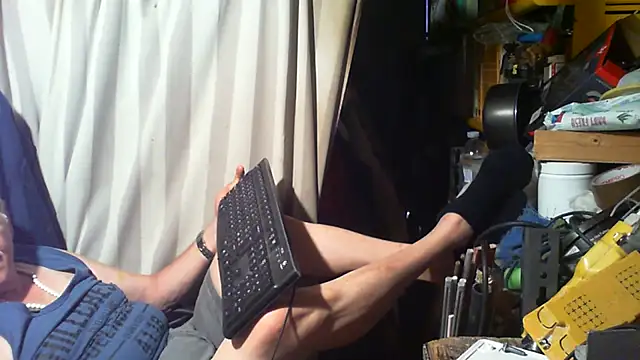 nonnomaturobisex online show from July 29, 9:52 am