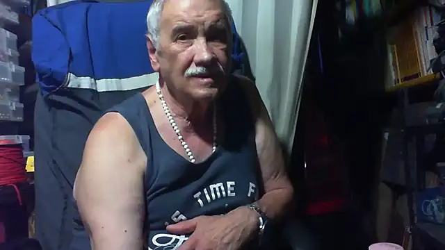 nonnomaturobisex online show from July 31, 3:33 pm