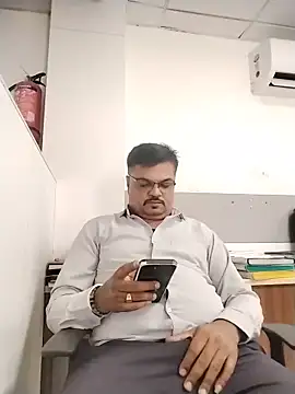 Desi Londa 143 online show from June 5, 7:03 am