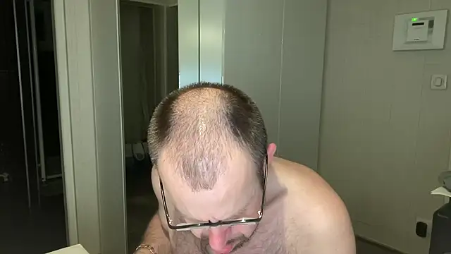 FABIOGLASSES online show from May 24, 12:05 am