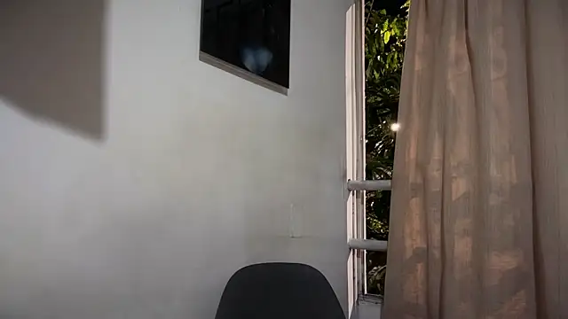 romeolovedark online show from July 23, 1:58 am