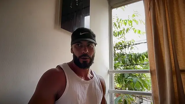 romeolovedark online show from July 22, 4:21 pm