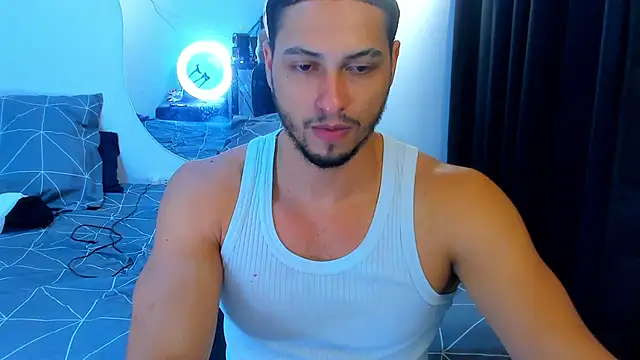 Kris Khalifa69 online show from May 5, 5:09 am