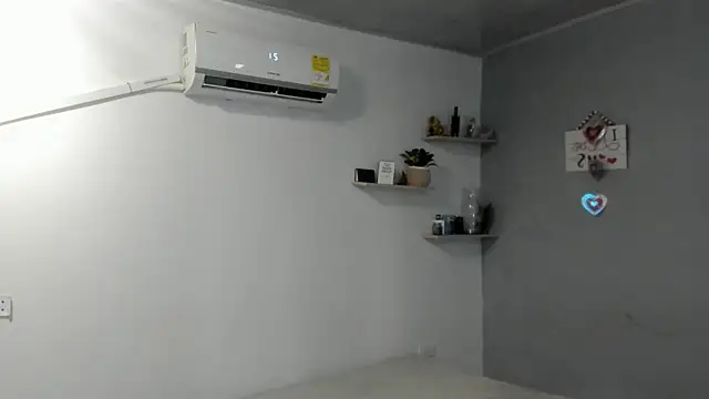 Kris Khalifa69 online show from June 24, 4:21 pm