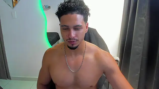 Kris Khalifa69 online show from August 1, 3:38 am