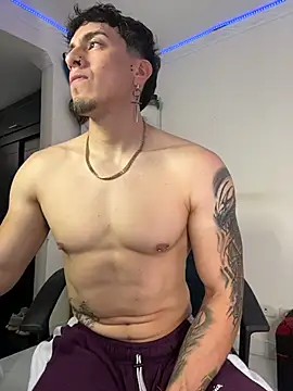 strongboy  online show from July 29, 5:01 pm