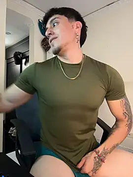 strongboy  online show from August 1, 5:23 pm