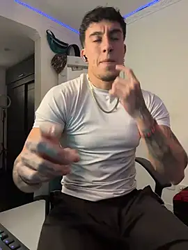 strongboy  online show from July 26, 9:23 pm