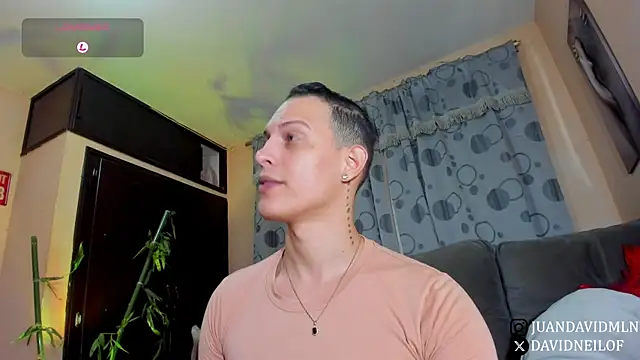 DavidNeill online show from August 5, 11:43 pm
