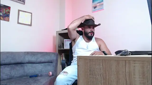 cowboyht online show from May 6, 12:17 pm