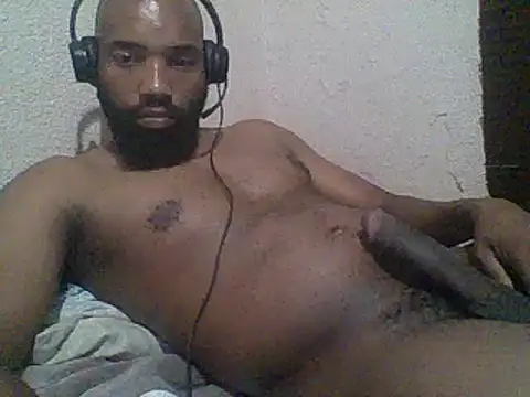 KAYBEEDEFREAK online show from January 9, 8:44 pm