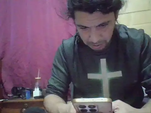 skinblack18 online show from August 2, 4:55 am
