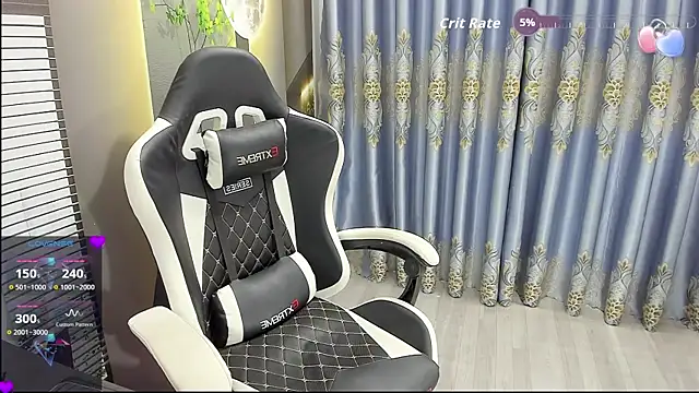 Naughty--asian online show from June 10, 5:42 am