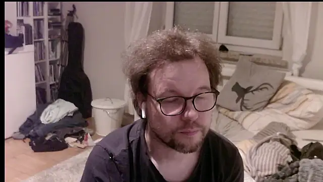 larsgolars online show from July 10, 6:54 pm