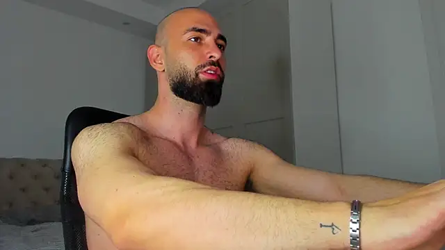 MichaelMasterss online show from May 5, 10:21 pm