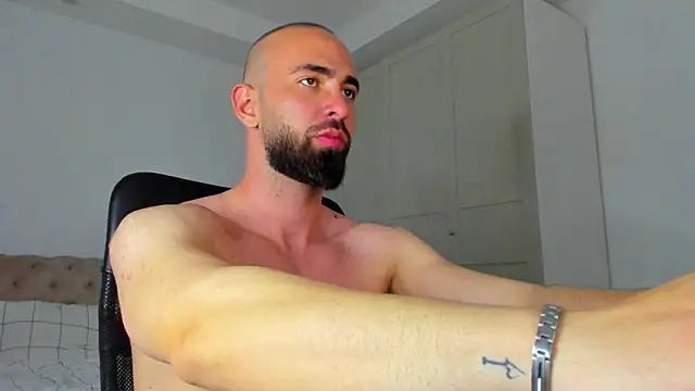 MichaelMasterss online show from May 15, 9:34 pm