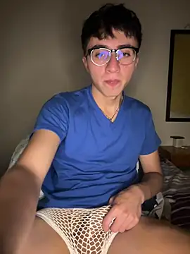 CamiRojas boy online show from August 5, 4:39 am