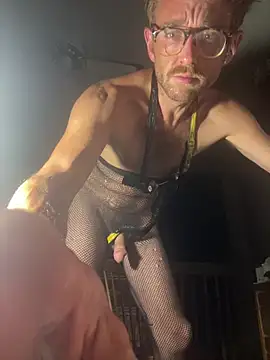 MaxSpadeErotica online show from July 27, 7:15 am