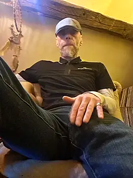 eddouxxx78 online show from May 8, 11:32 am