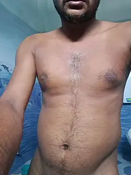 Itsdesi boy online show from July 24, 9:05 am