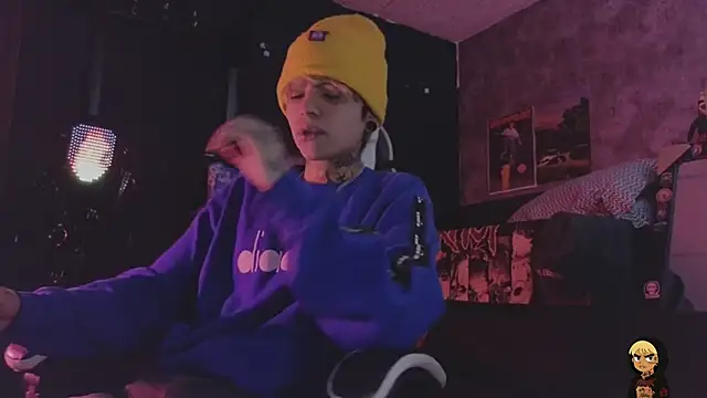 AcidMilo online show from May 5, 3:35 pm