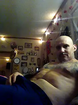 ClydeCan409 online show from April 22, 5:18 pm