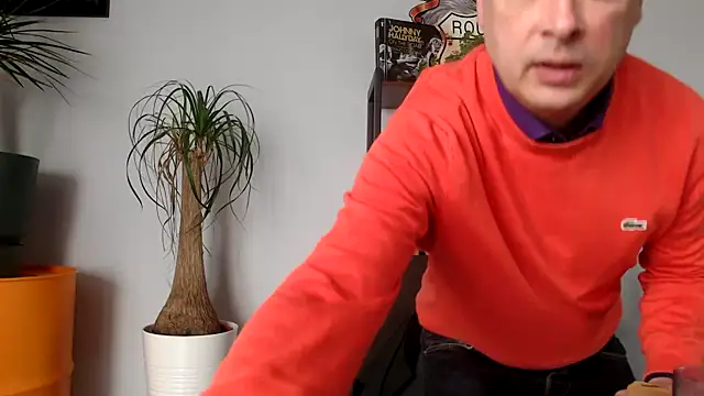 freddy0222222 online show from June 8, 11:44 am