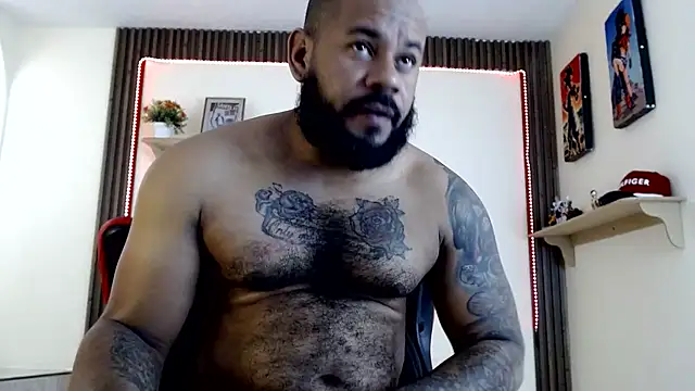 Damian64420 online show from July 3, 5:50 pm