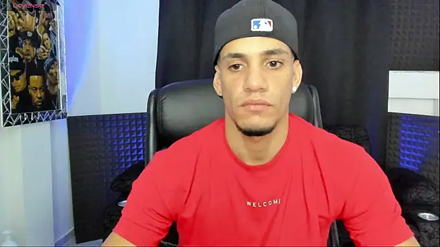 jhonnysnow17 online show from June 29, 7:36 am