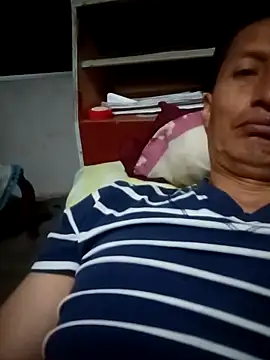 manuel1976 online show from May 17, 3:25 am