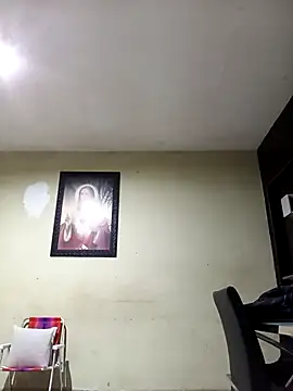 will1980 online show from August 4, 5:28 pm