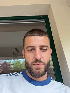 ElChapoGuzman95 online show from July 21, 1:57 pm