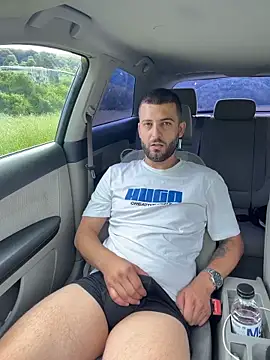 ElChapoGuzman95 online show from June 7, 7:04 am