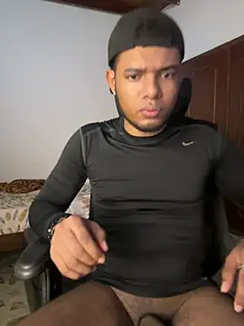 Rafaxxx2000T online show from July 6, 6:32 am