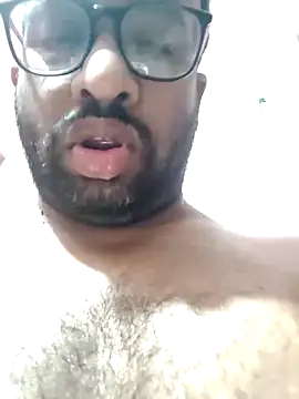 Sammy6432 online show from May 18, 1:13 am