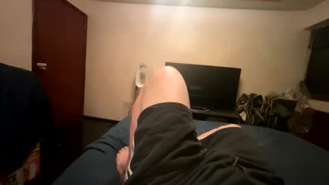 010_uwu online show from April 24, 7:44 am