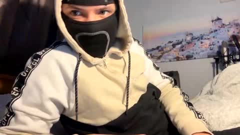 0115unknownd online show from January 31, 1:43 am