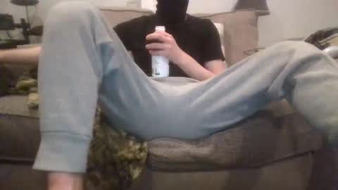 Snapshot of 029719 chatting on October 13, 11:55 pm Cute boi online show from October 13, 11:55 pm