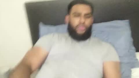 0beyme online show from October 20, 1:42 am