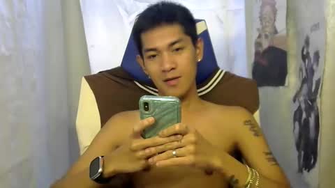 Snapshot of 0cir_asiansatisfy chatting on October 7, 3:32 am RICK online show from October 7, 3:32 am