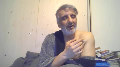 0luvmonkey online show from April 3, 7:43 pm